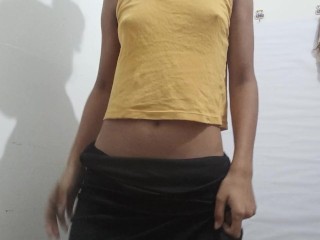 Indian Girl Self-Recording & Playing With Her Hairy Pussy