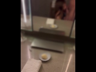 キャバ嬢とアフターでセックス祭り　極太ちんこを口とツルツルマンコに放り込む