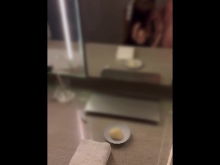 キャバ嬢とアフターでセックス祭り　極太ちんこを口とツルツルマンコに放り込む