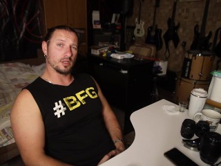 JerkVlog #33: so abstinent that I ejeculate before orgasm!