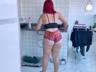 Dia 17 #voyeur - Ela fazendo faxina é uma delícia, que bunda gostosa