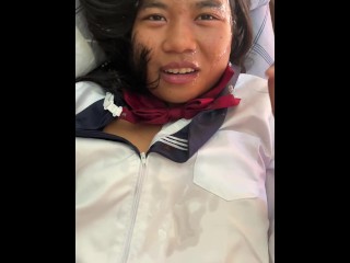 18 years old Thai amateur doesn't like cum on her face