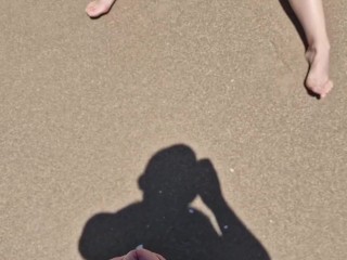 I touch a stranger's cock completely naked on a public beach