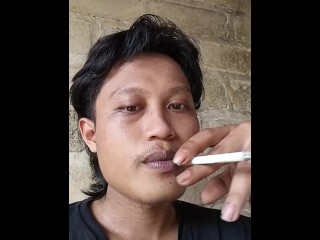 Pukulan keras siang hari