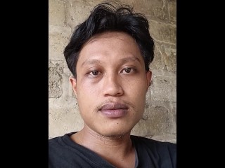 Pukulan keras siang hari