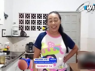 Pedi uma entrega e recebi o entregador da melhor forma possivel