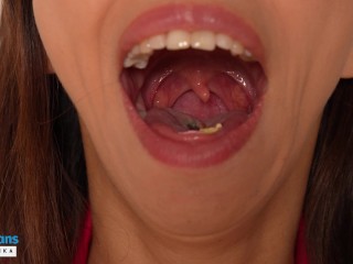 Giantess vore fetish: a little man and show uvula