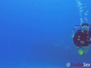 Fucking Under the Sea, Part 1 - We Almost Got Caught by a Group of Divers!