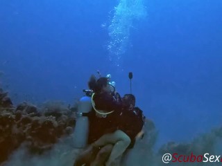 Fucking Under the Sea, Part 1 - We Almost Got Caught by a Group of Divers!