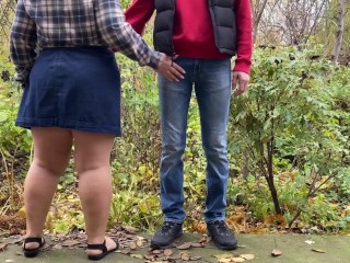 Curvy mother-in-law knows how to attract the attention of her lustful son-in-law