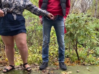 Curvy mother-in-law knows how to attract the attention of her lustful son-in-law