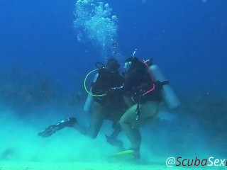 Fucking Under the Sea, Part 2 - DON'T PANIC... We continued the dive and fucked again!