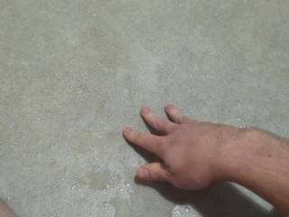 How needs a restroom? Pissing on the floor