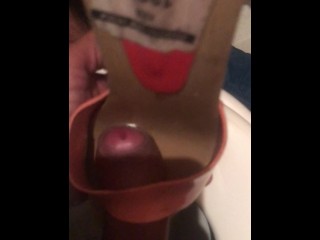 Gozada rápida nos tamancos da vizinha