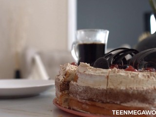 TeenMegaWorld - Kitsune Liss - Wet dessert for lunch