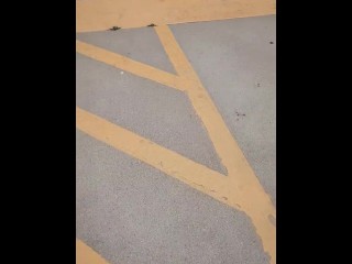 Come with me to piss 🤤 Just got out of the garden 🙊😘