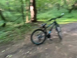 Persuaded a girl to blow job in the woods and cum in her mouth