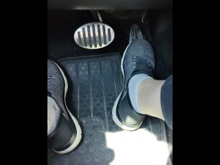 Hard Pedal pumping in my sketchers sneakers