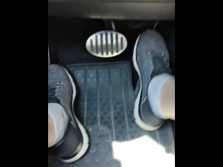 Hard Pedal pumping in my sketchers sneakers