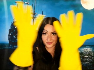 Yellow rubber gloves for fisting. Do you want to feel them in yourself? Glove fetish.