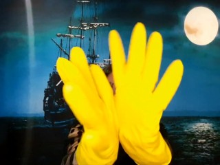 Yellow rubber gloves for fisting. Do you want to feel them in yourself? Glove fetish.