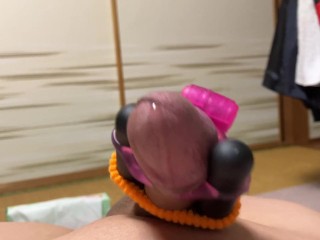 masturbation スマホ自撮りオナニー 我慢汁大量垂れ流しで暴発寸前フル勃起ちんこをおもちゃで刺激中!大量ザーメン射精動画 gey ゲイ バイ