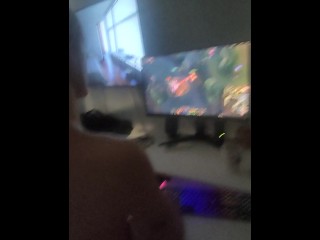 She is gaming but I'm really horny so I needed to fuck her