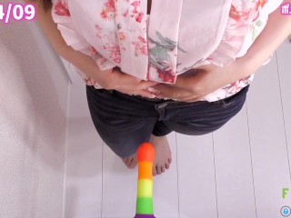 【主観】立ったままオマンコに擦り付けて欲しい?【日本人】立ち素股 剛毛マンコ 素人 むっちり 色白 デニムパンツ Asian POV Japanese Hentai