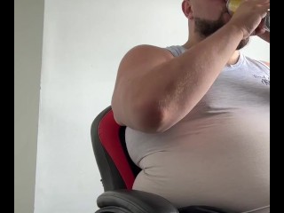 FEEDEE IN VR! FEEDJEEZY WEIGHT GAIN