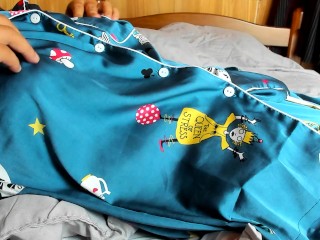 イク時に首が真っ赤に染まる日本人女性のオナニー。