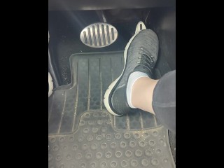 Revving with sneakers and then ankle socks