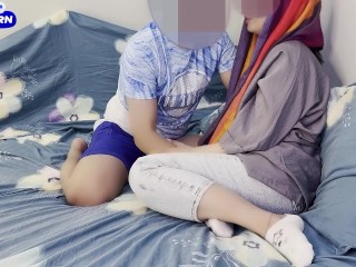 استاد ریاضی من یه میلف سکسیه. هر بار خط ممشو میبینم بالا میزنه.این بار بهش گفتم ازت خوشم میاد irani