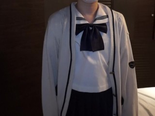 【個人撮影】超人気のセーラー服を着た清楚系女子を電マでイかせまくる  