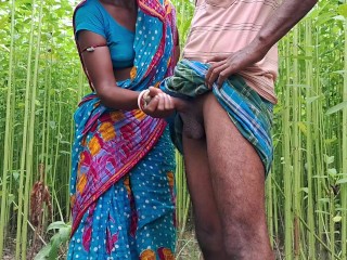 Gaon ki ek Mard Ne jungle mein meri Chut Ki Chudai kar di