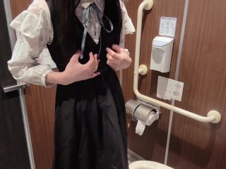 🍊【女装】ゆるふわブラウスと黒のジャンスカの組み合わせでオナニー❤️