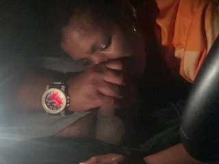 Ebony gf sucking cock in the car