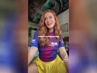 School Girl accidentally Leaks Virgin Pussy on Tiktok