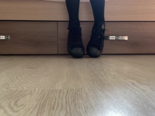 Masturbating and Cumshot on Knee Socks