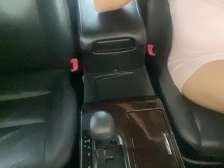 Humping pussy against the grear Lever in the car