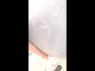 DESPUES DEL GYM  LLEGO CALIENTE A MASTURBARME