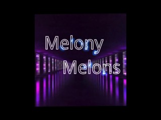 Squirting at the Cosmo Solo