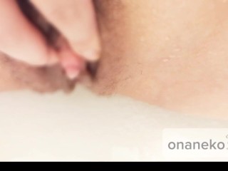 【変態OL】でかクリをしこしこオナニー。クリチンポ皮オナたのちい