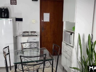 Morena sentou gostoso no meu pau