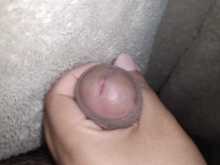 Una jalada sin que se mis suegros escuchen