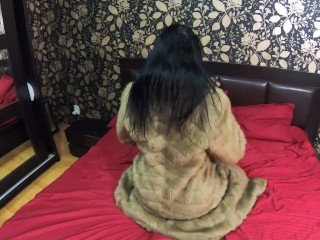 Preview-MilfyCalla- Cum play while wearing a fur coat and pantyhose 197