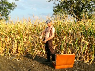 double pee and masturbation in the secluded countryside