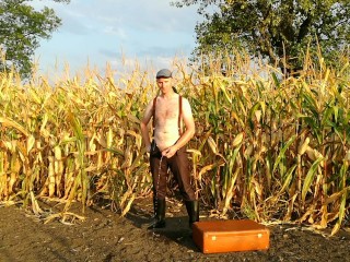 double pee and masturbation in the secluded countryside