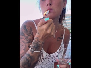 💦Pissing And DRINKING My Hot Piss, While I Smoke💨