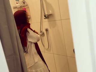 Modest petite desi miaz gets fucked by white neighbour