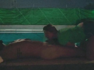 Blowjob in the pool. Full video in my Manyvids.